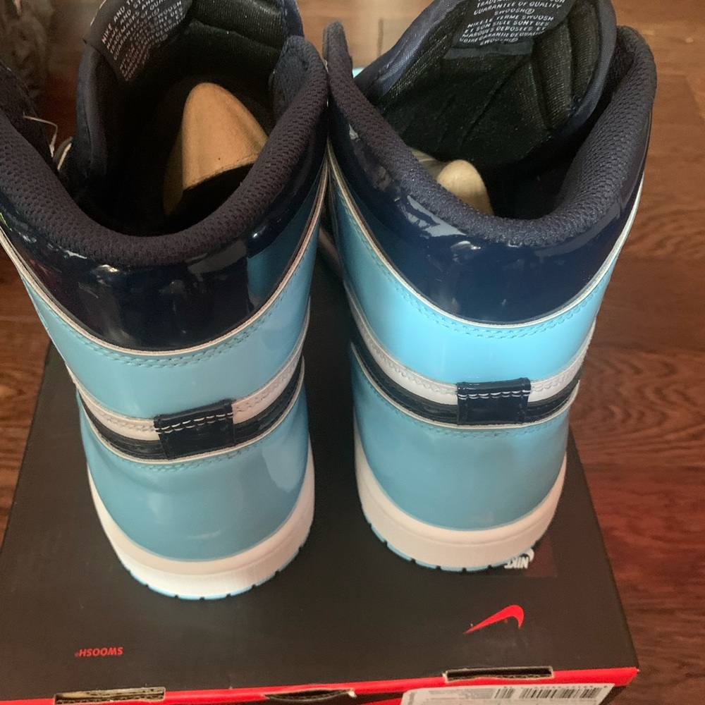 Jordan 1s Size 11 men’s Unworn And new - Picture 1 of 6